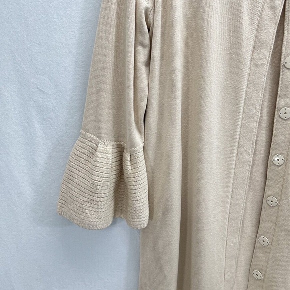 Carlisle Beige Silk Blend Snap Closure Long Cardigan Size Medium Flutter Sleeves - Picture 2 of 16